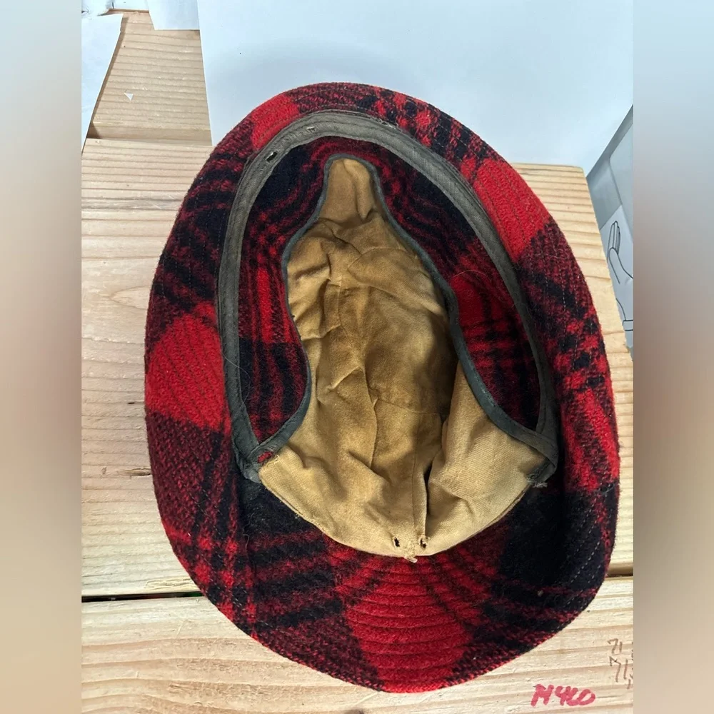 🔥 Vintage Red and Black Plaid Hunting Bucket Hat 🔥 - Picture 4 of 6